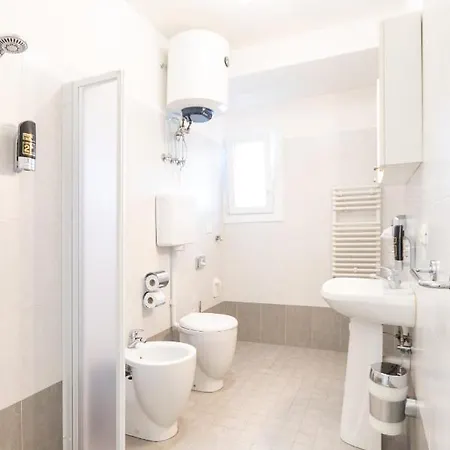 Lucchese 리그나노 사비아도로